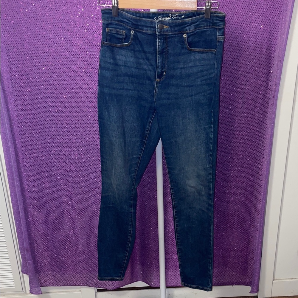 USED Universal Thread Jeans